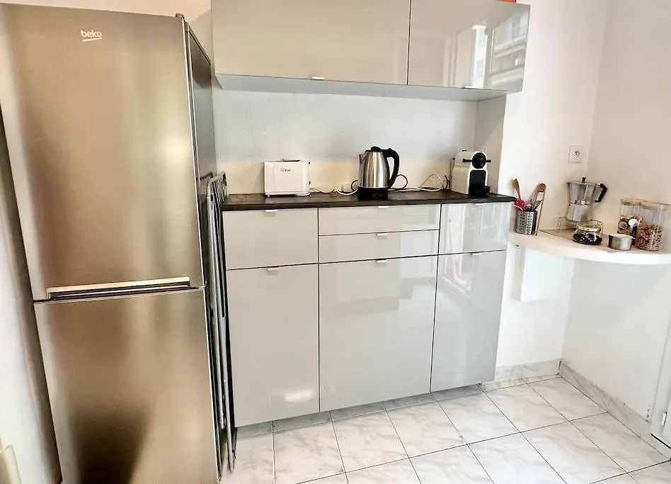 Cosy Apartment - 15 Min From Beach - Free Parking Nice